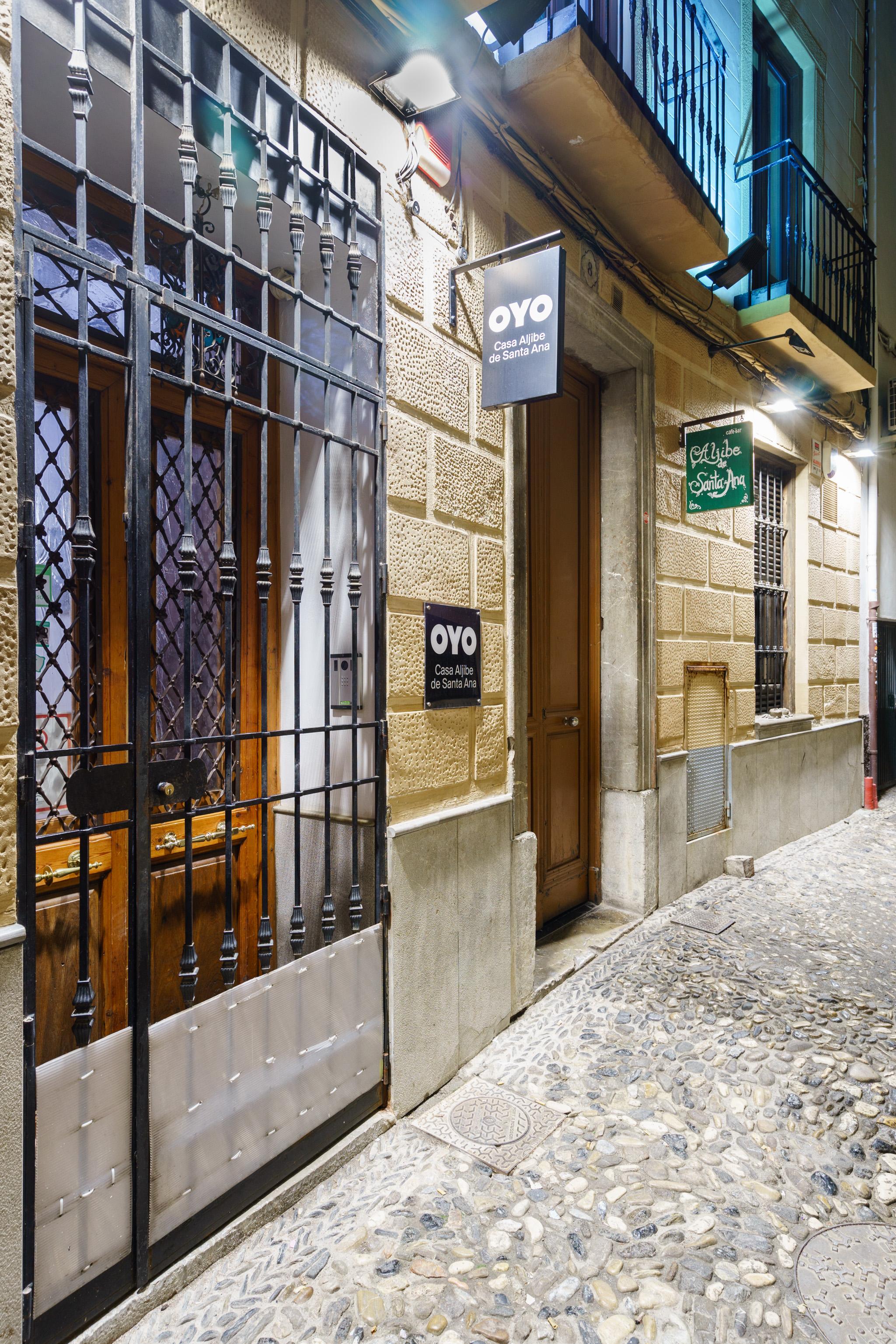 Oyo Casa Aljibe De Santa Ana Pensión Granada