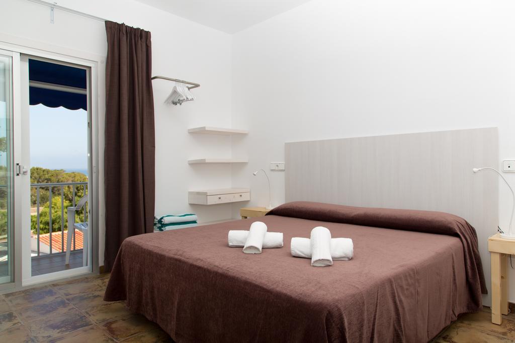 & Entre Pinos-adults Only Hotel Es Calo (Formentera)