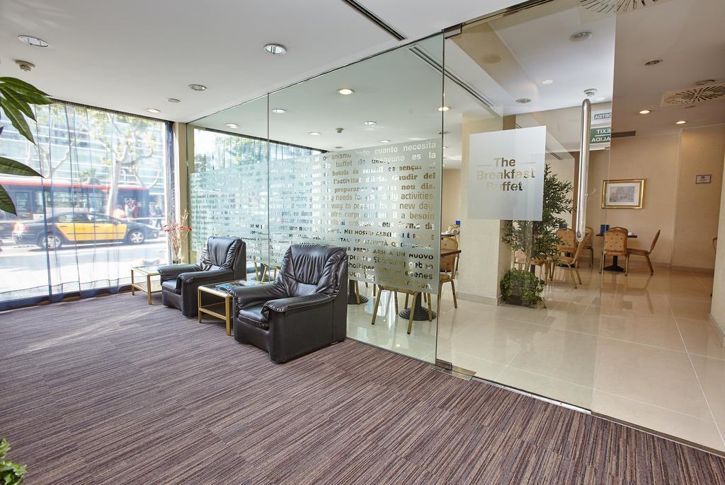 Vincci Mae Hotel 4*