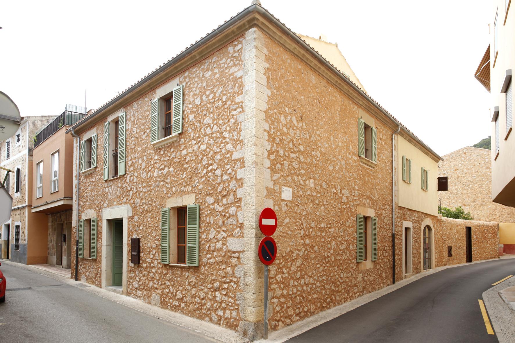 Ca Sa Tieta Hotel 3*