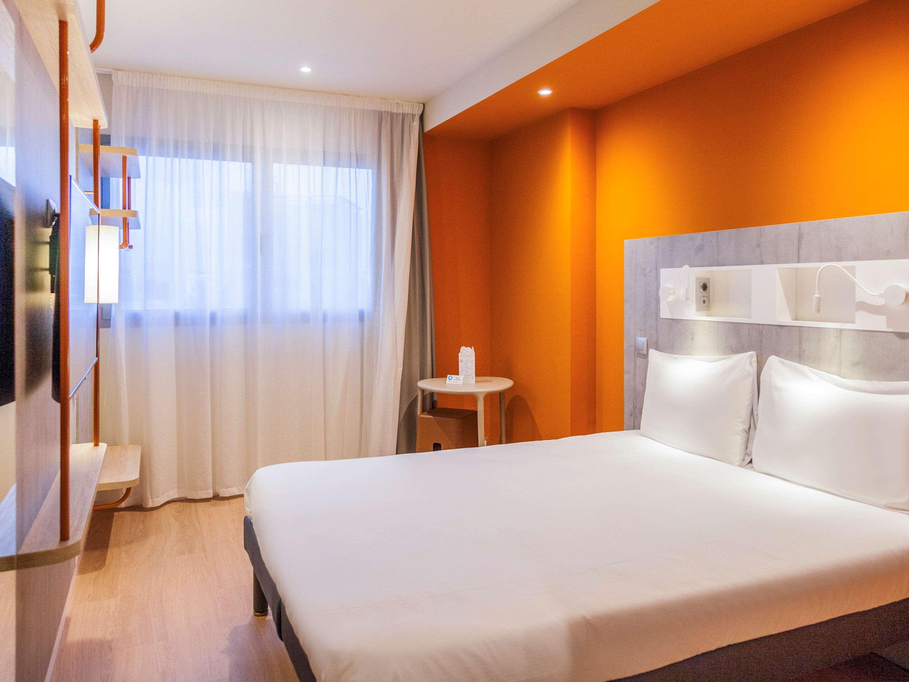 Ibis Budget Huerta De Hotel