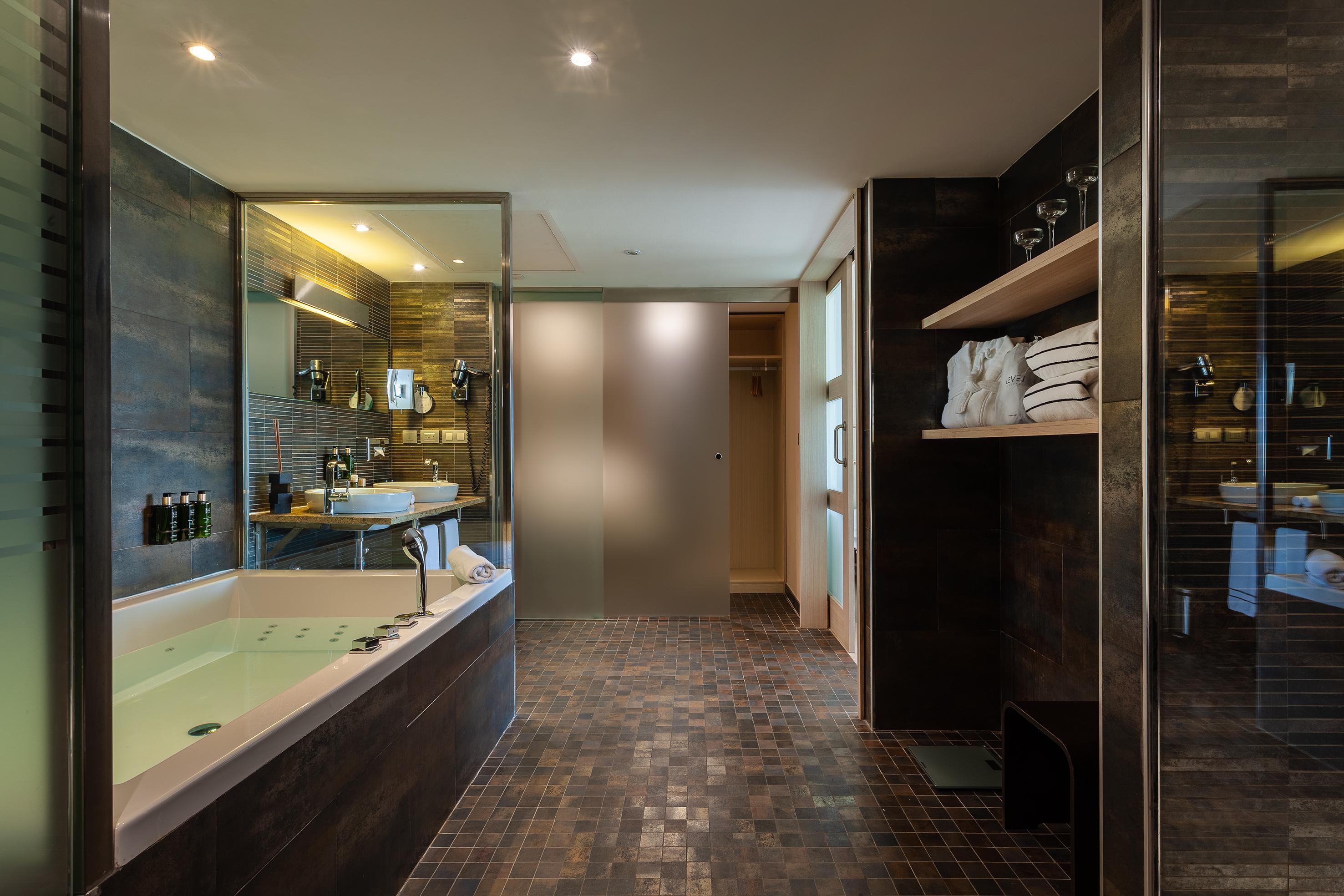 Hotel The Level At Melia Seville