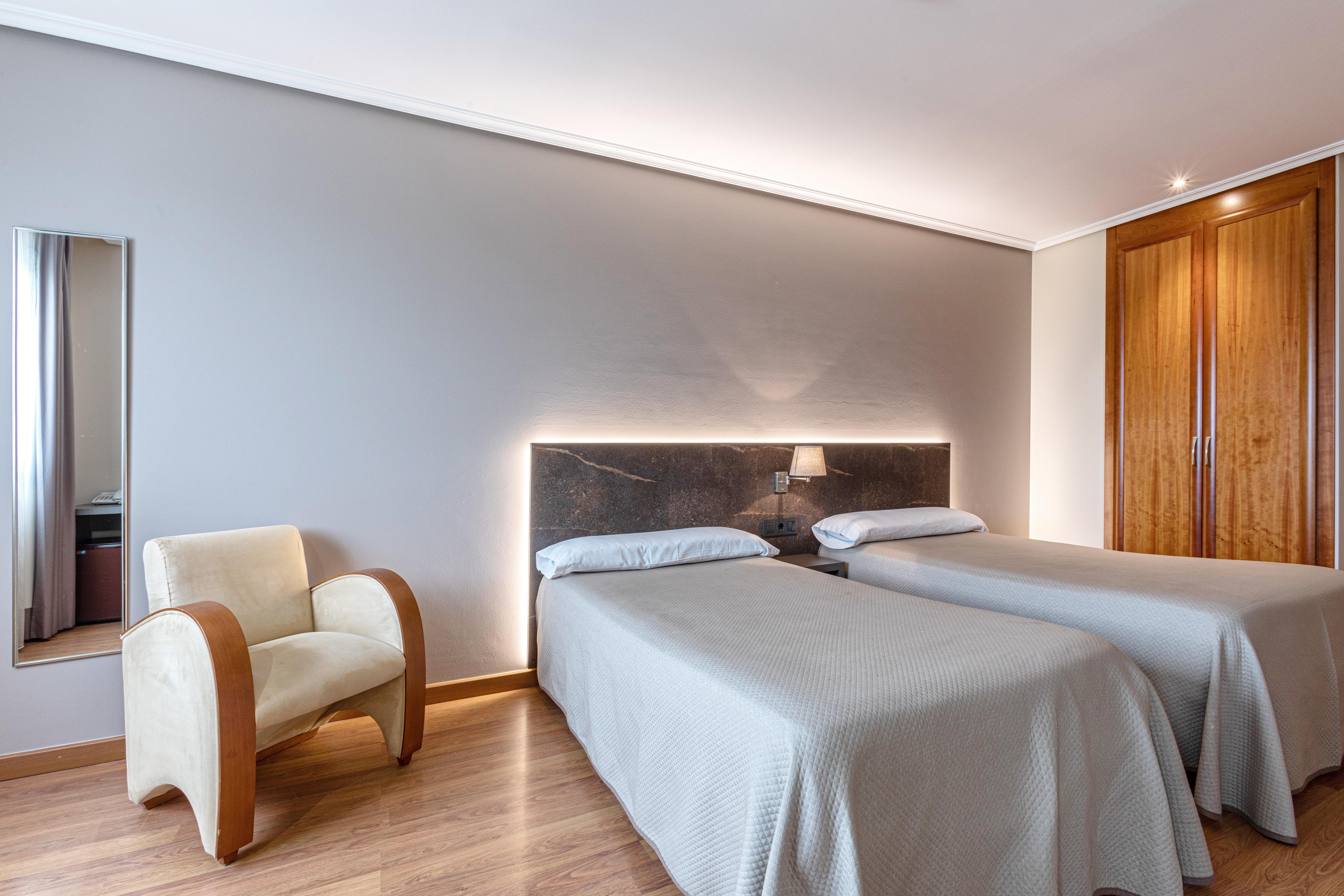 Hotel Pensua Punta Del 3*