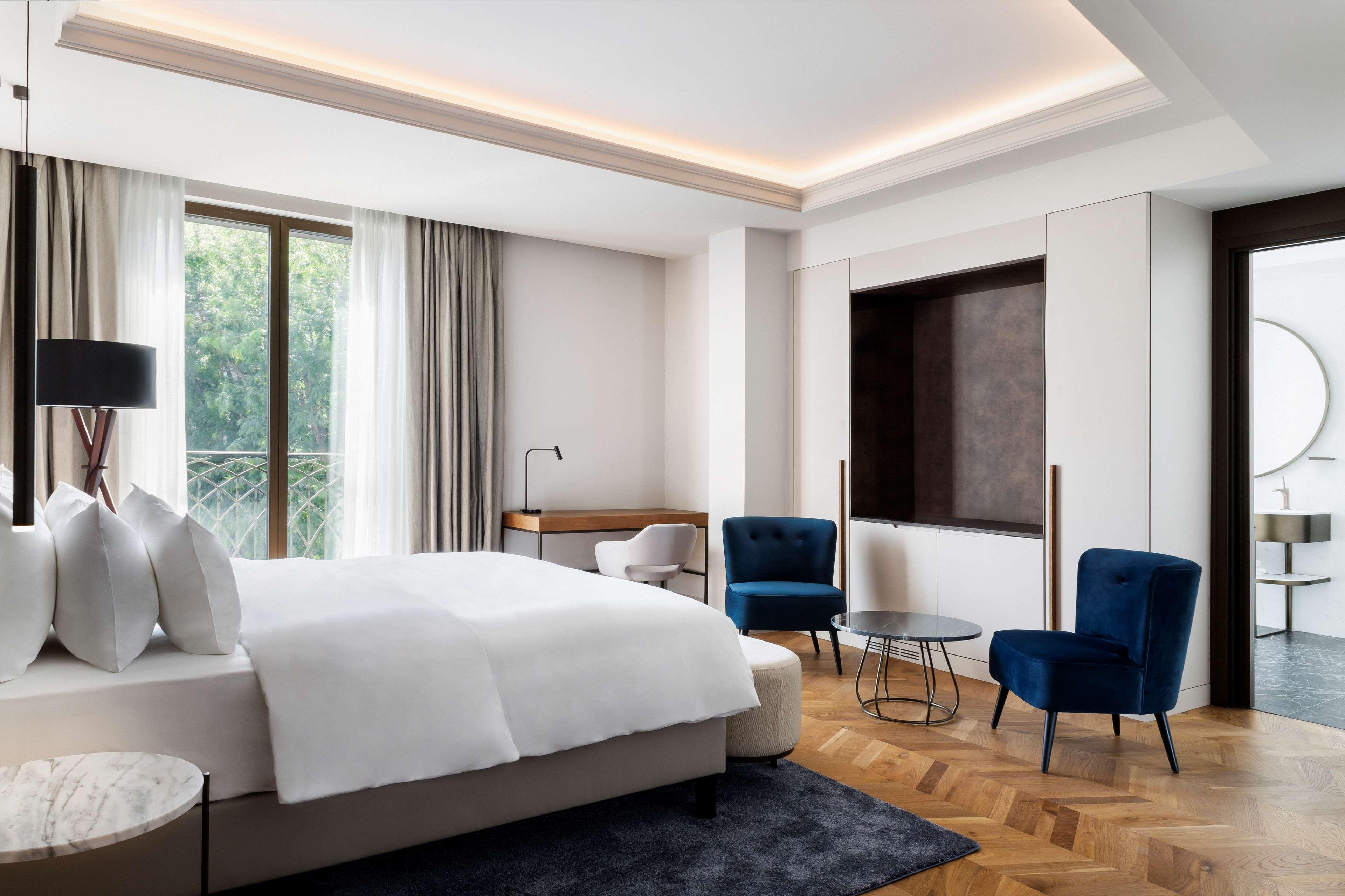 Radisson Collection Hotel, Magdalena Plaza 5* Sevilla