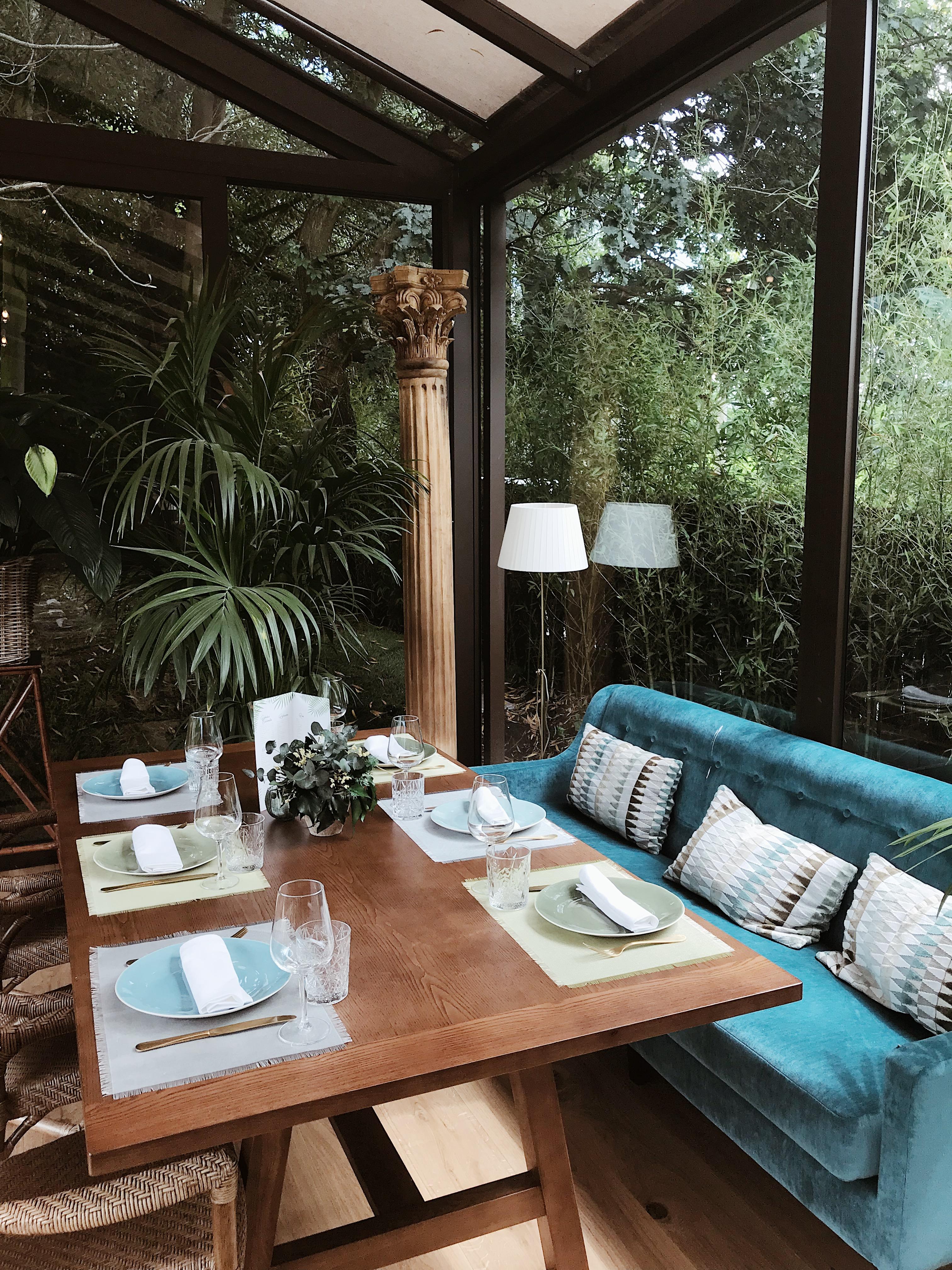 Eco Nos Hotel