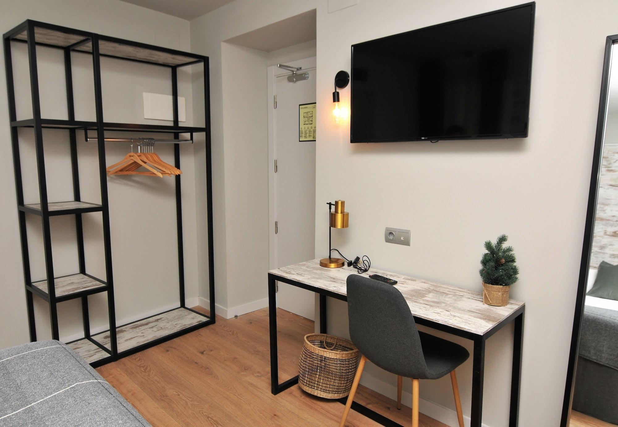 Cims De Hotel 3*