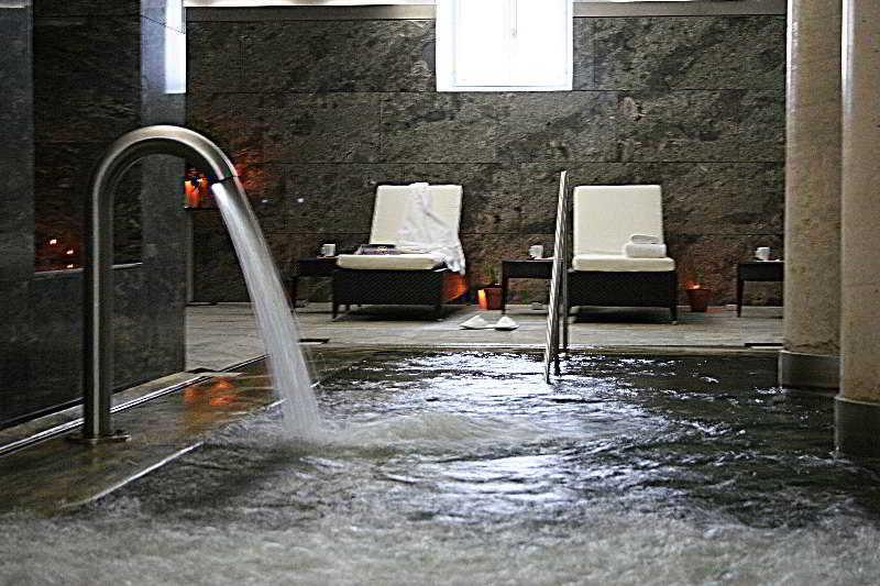 Continental Balneario De Hotel 4*
