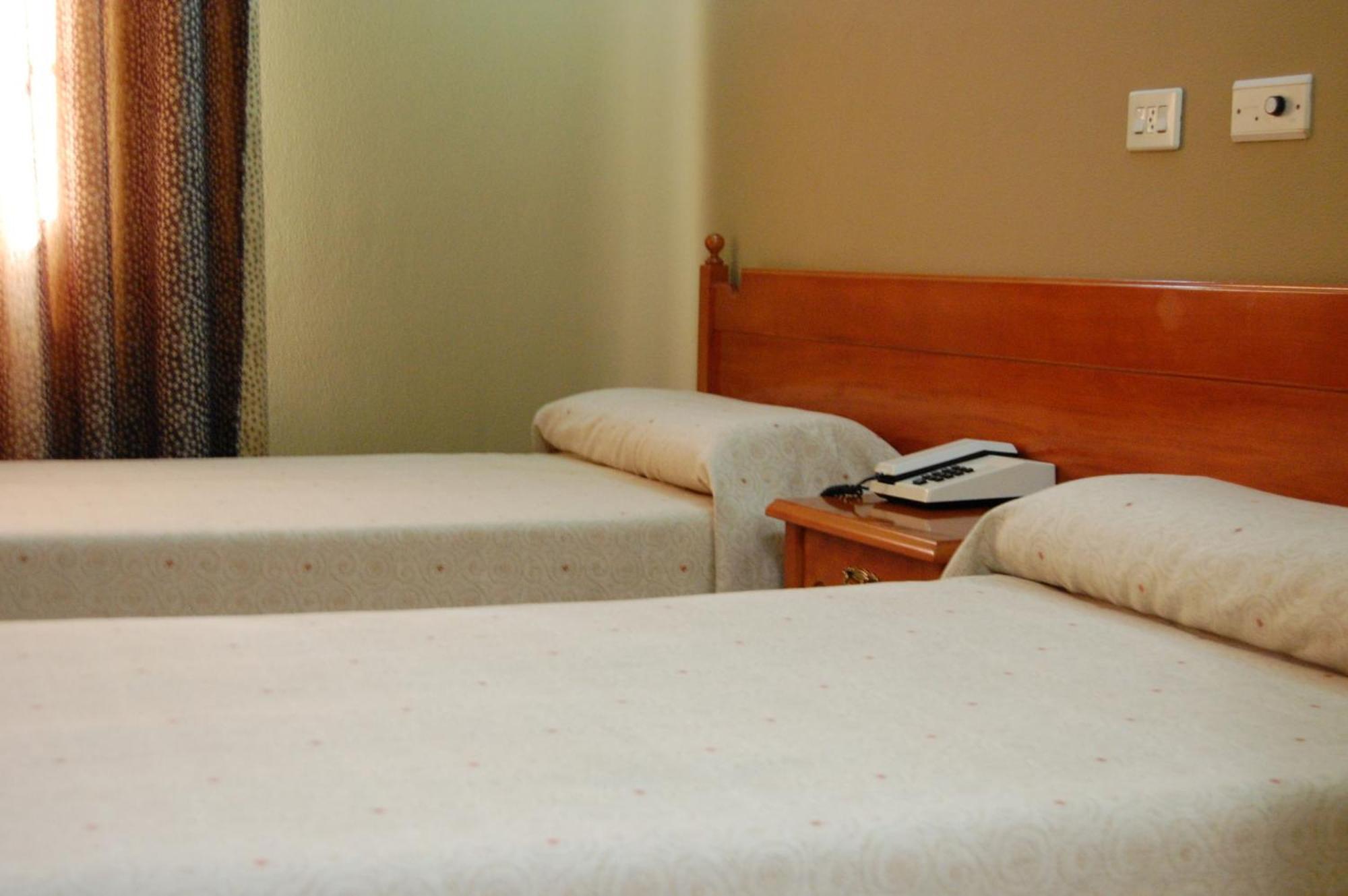 Paris Hotel Poio