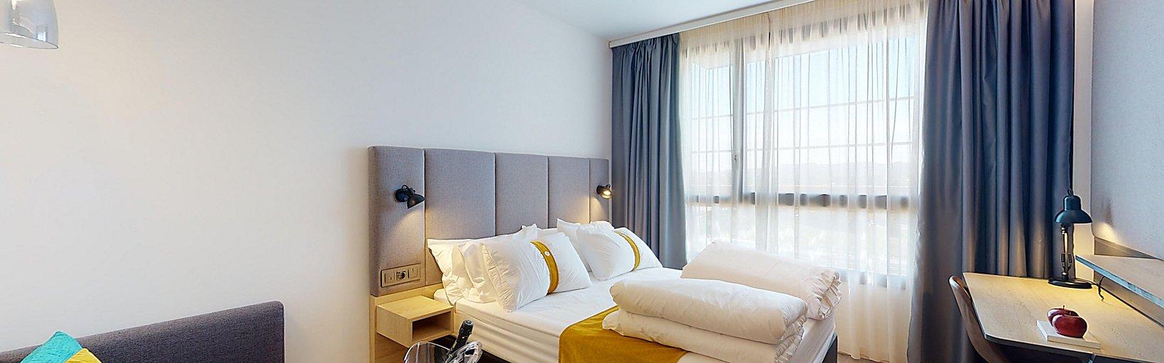 Barcelona - Sant Cugat By Ihg Hotel 4*