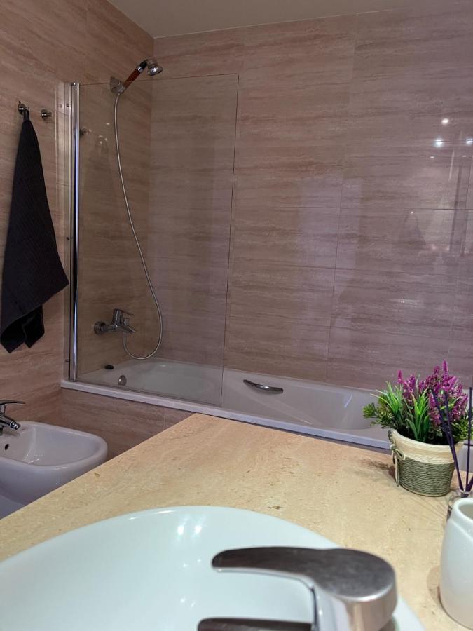 Apartamento Con Piscina Y Jardín Apartamento