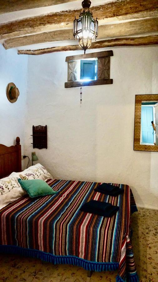 Casa Amigos - La Almendra Sorvilan