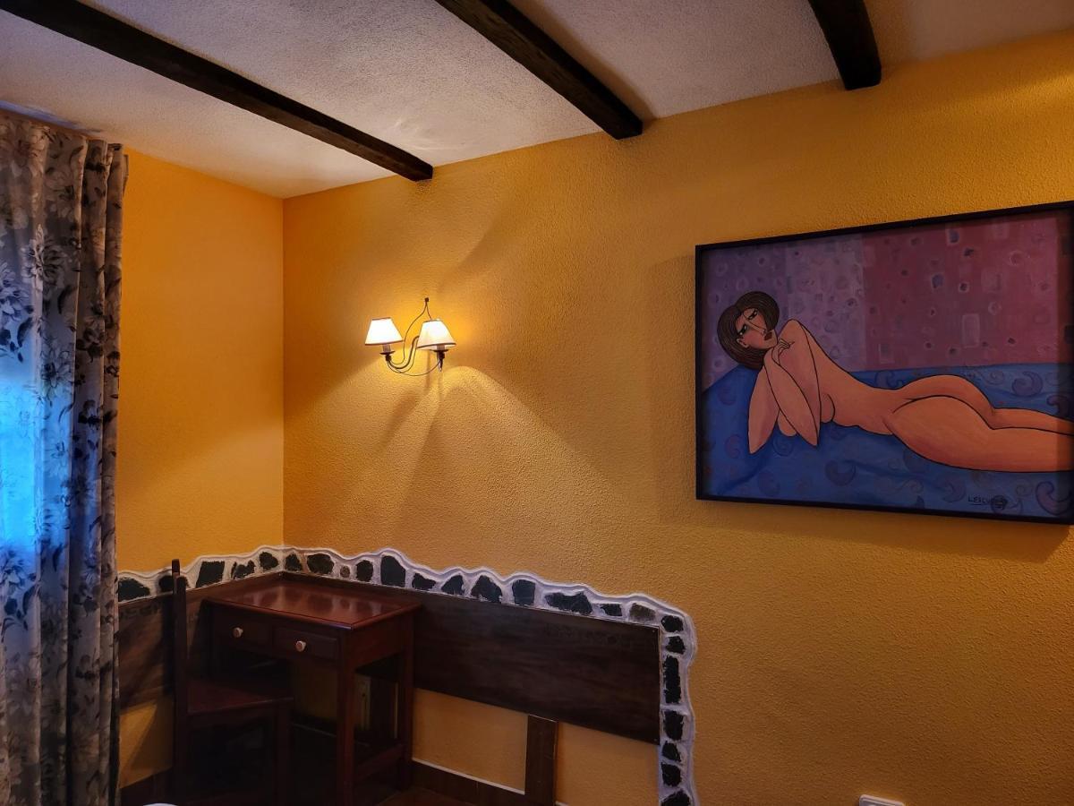 Rural La Casona Hotel Tamajon