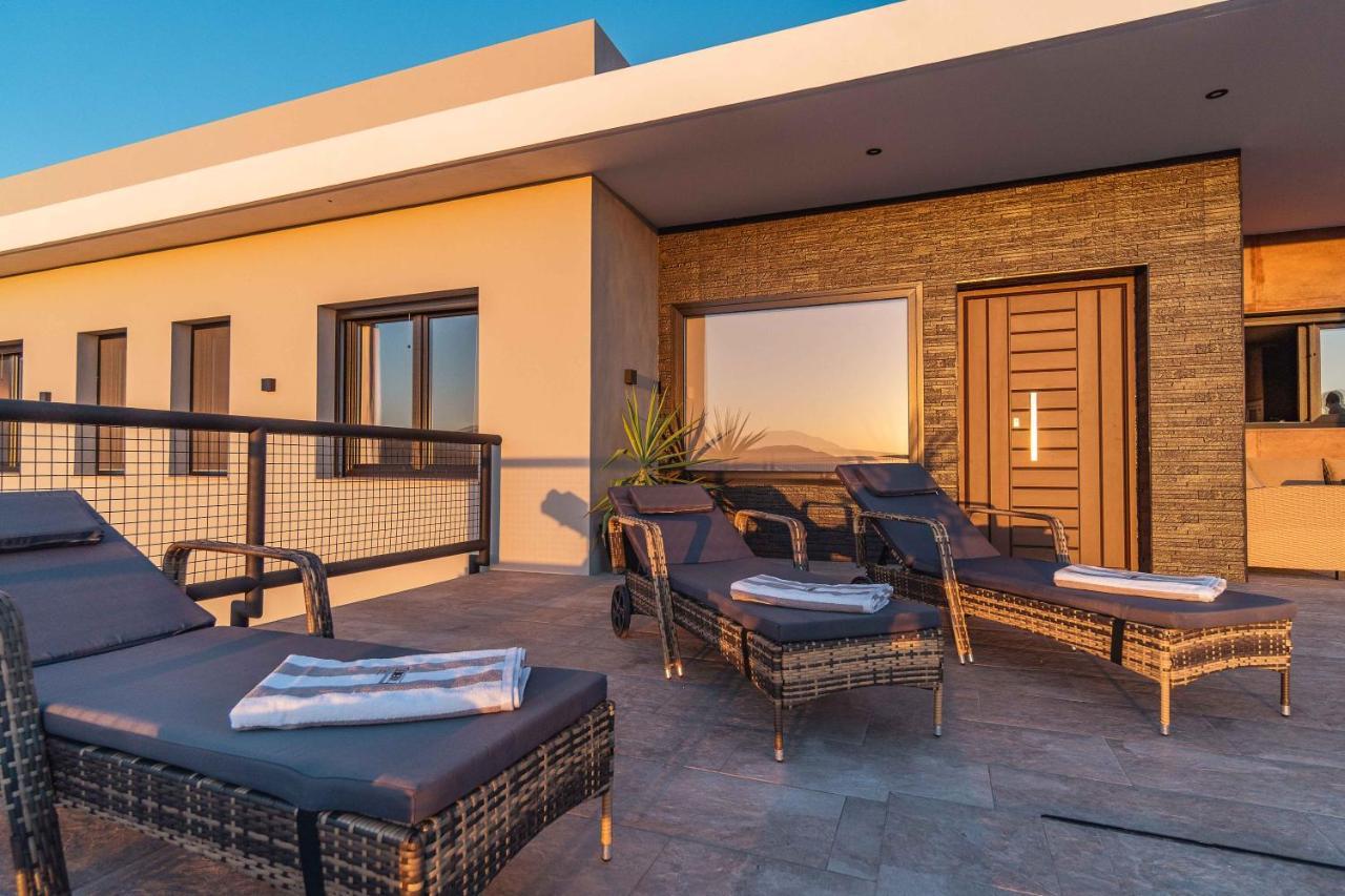 Fahrenheit Villa *