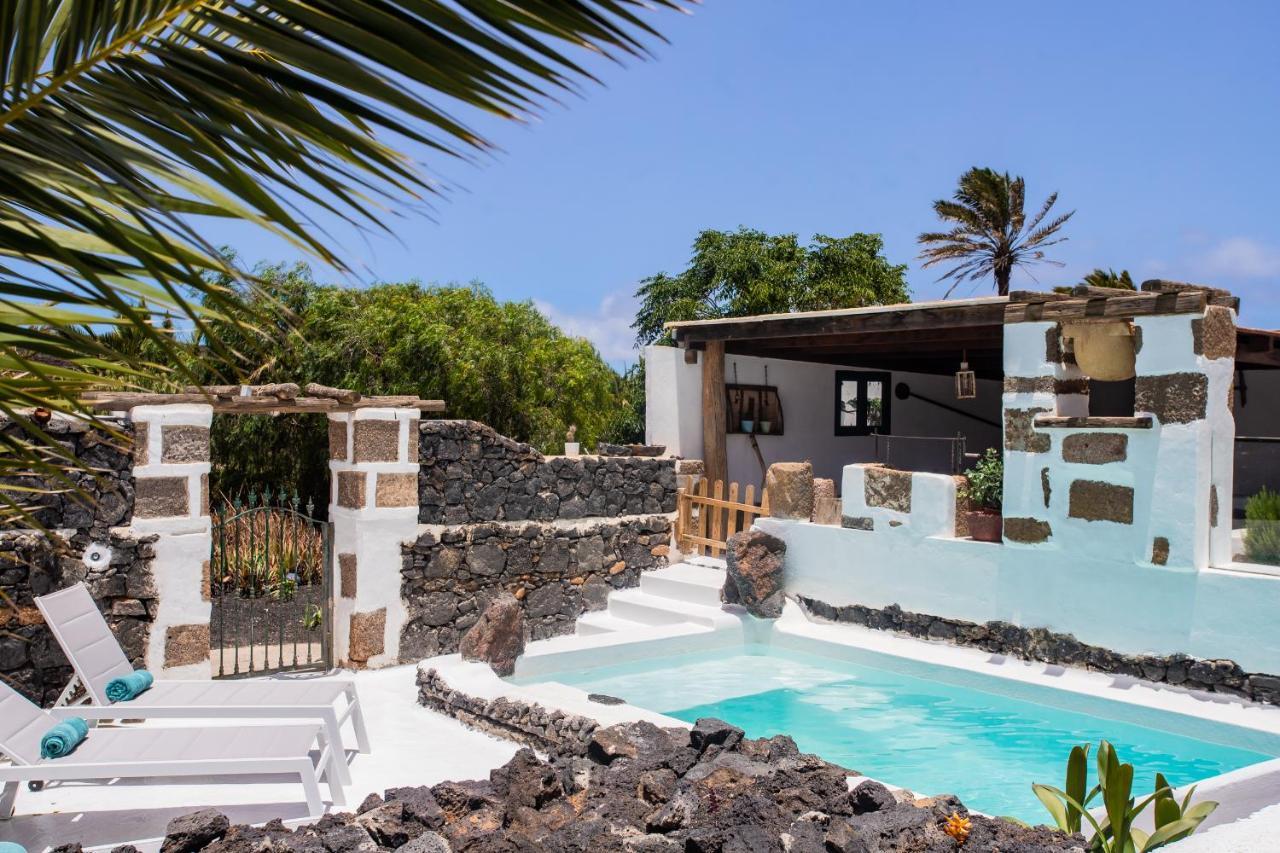Сasa de vacaciones Eslanzarote Testeyna House, Heated Pool, Super Wifi, Sat Tv, View To The Volcanoes