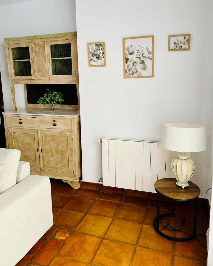 Aljaral, Espectacular,piscina,chimenea, Climatización, Wifi