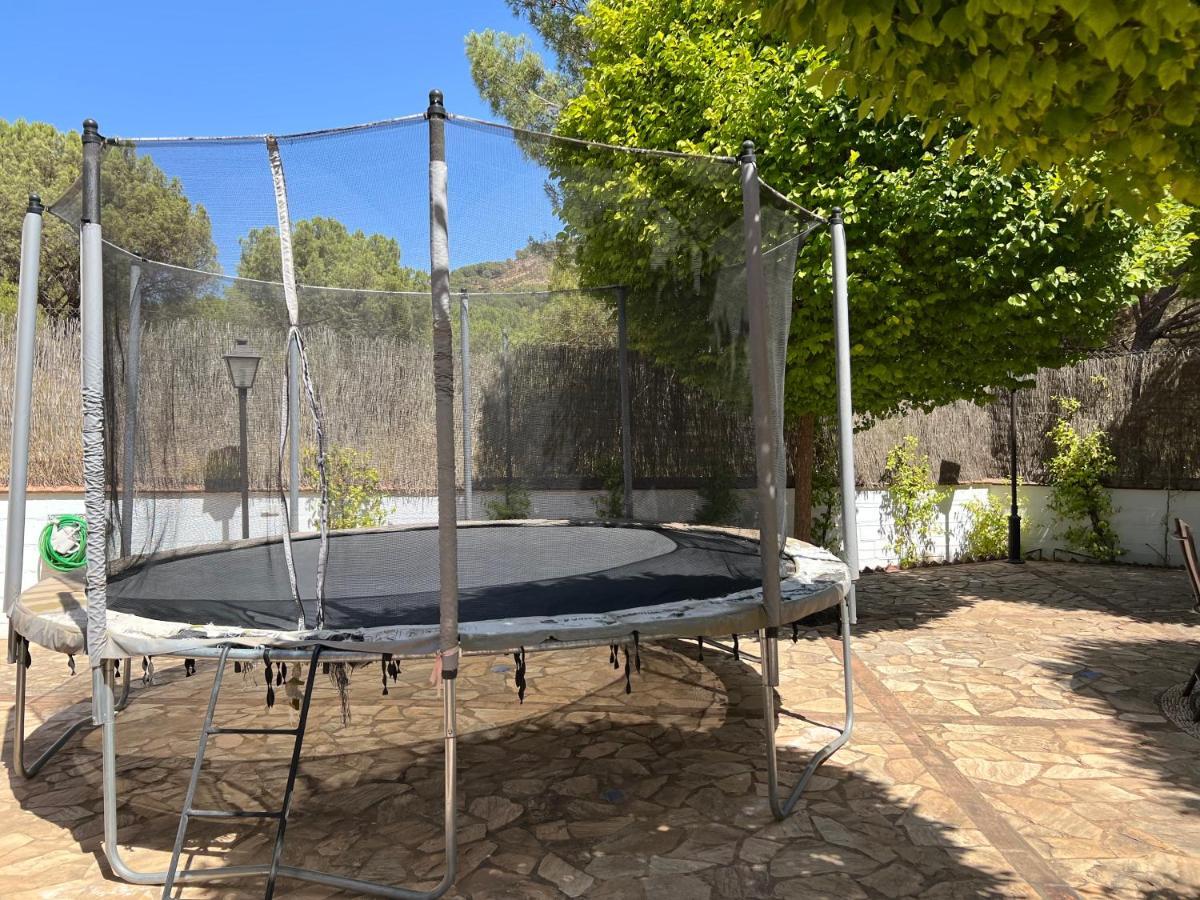 Aljaral, Espectacular,piscina,chimenea, Climatización, Wifi *