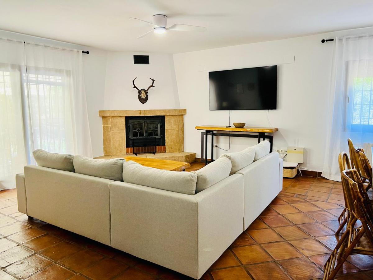 Сasa de vacaciones Aljaral, Espectacular,piscina,chimenea, Climatización, Wifi *