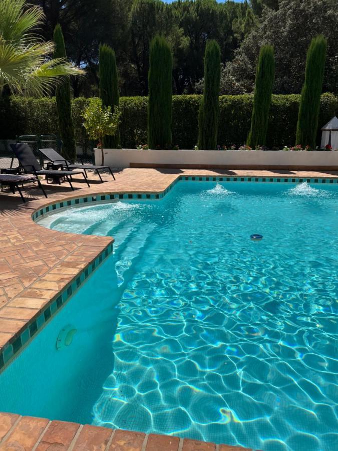 Aljaral, Espectacular,piscina,chimenea, Climatización, Wifi *