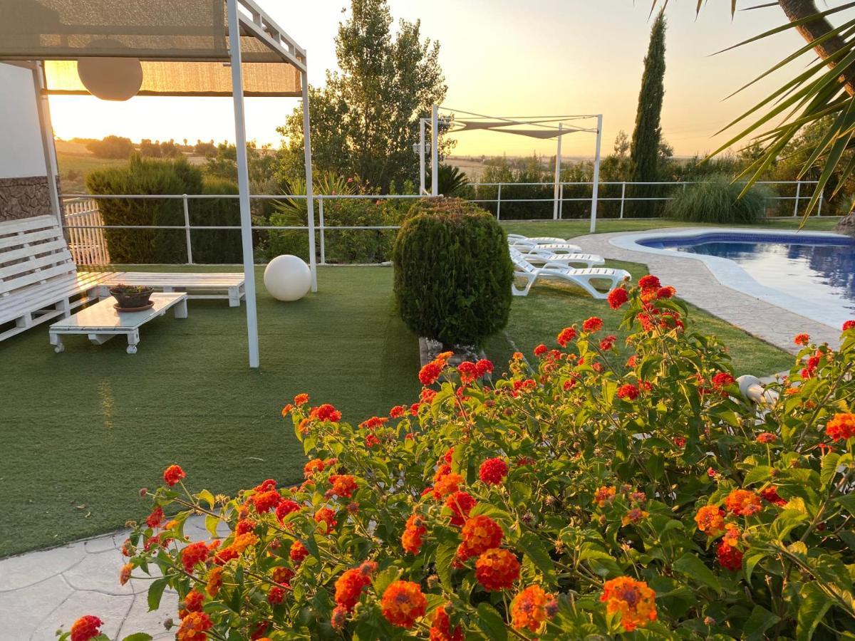 Casa De Alba