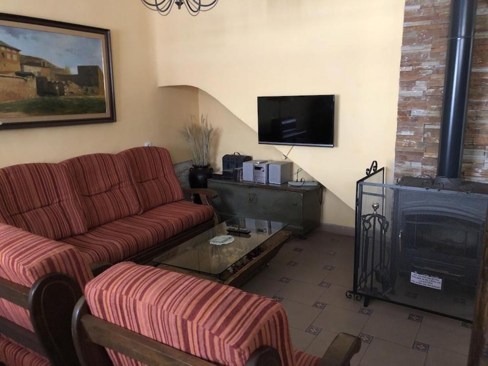 Casa Aperos Santibáñez de Valcorba