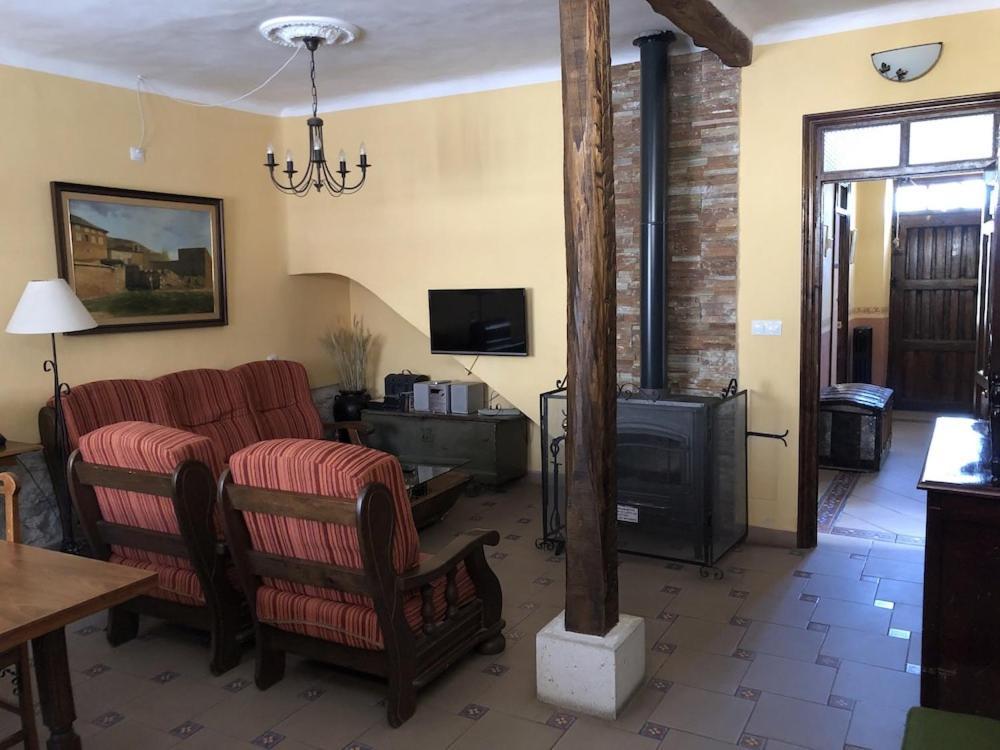 Casa Aperos Santibáñez de Valcorba