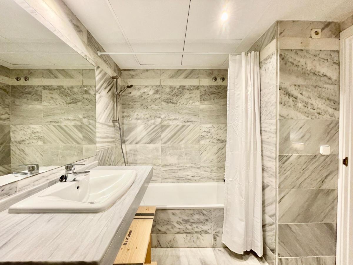 Apartment Rs 16 Center Of By Eaw Homes *