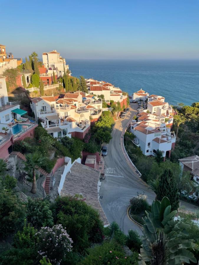 Ladera Panorama Villa *