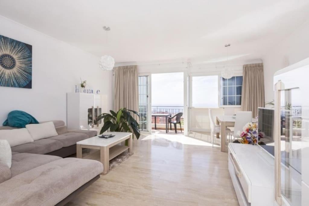 Private Pool 'villa Vibe Tenerife' Sunset & Ocean View Holiday home *