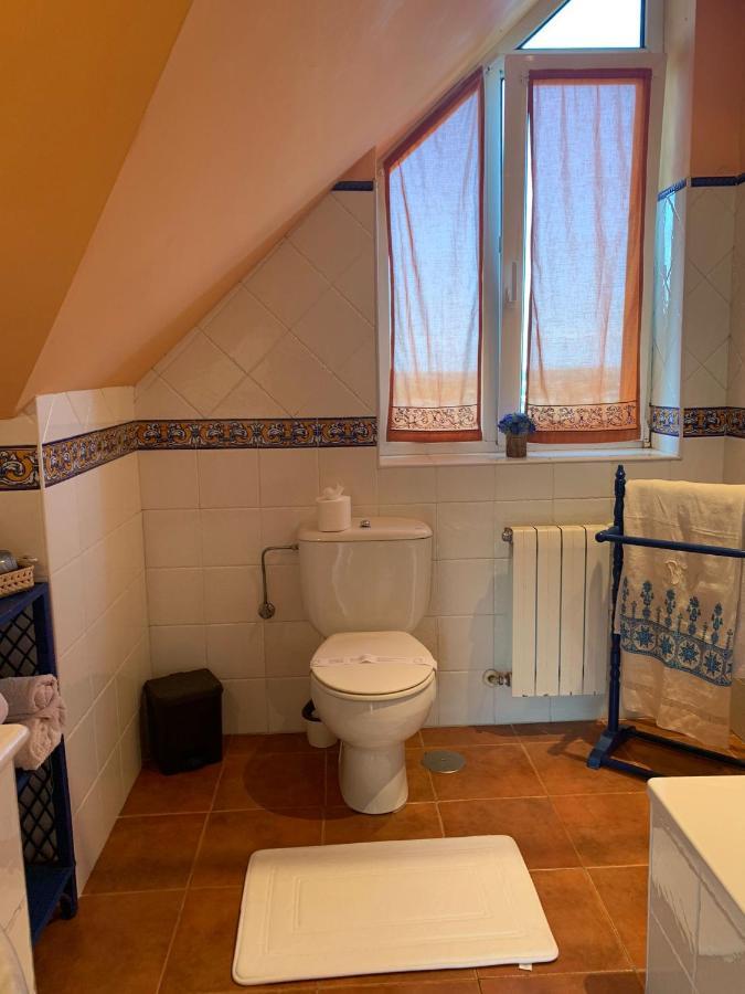Habitación en casa particular Con Baño Privado En Entorno Natural Igollo