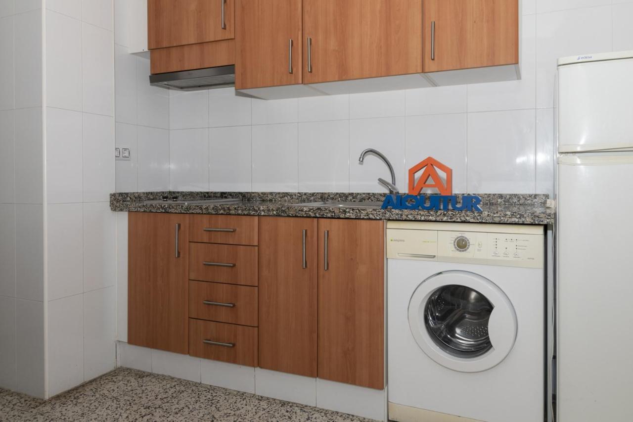 Apartamento Miralmar, 10º-69 *