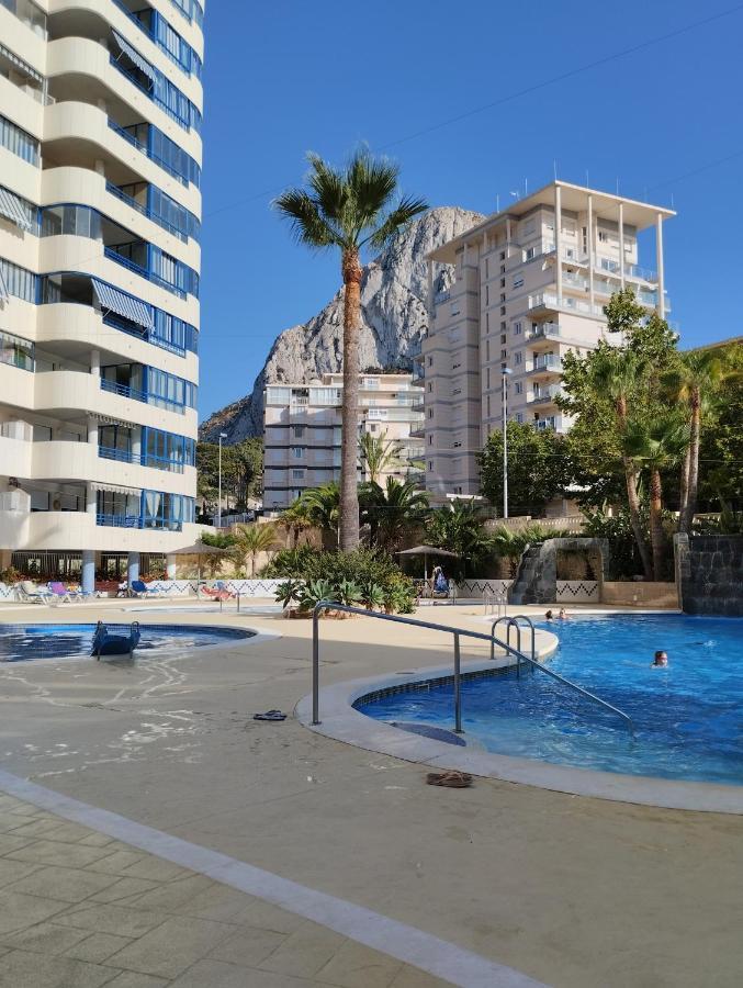 Oasis: Equipped With Terrace, Pools & Free Amenities Calpe