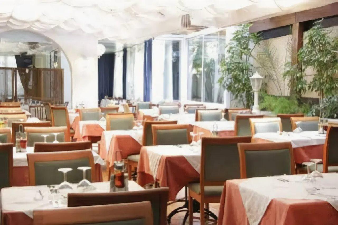 Hotel Morlans Ana 2*