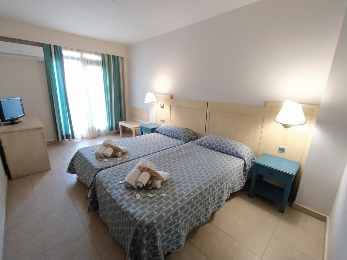 Apartamento ático Dos Con Tres Terrazas Isla Canela