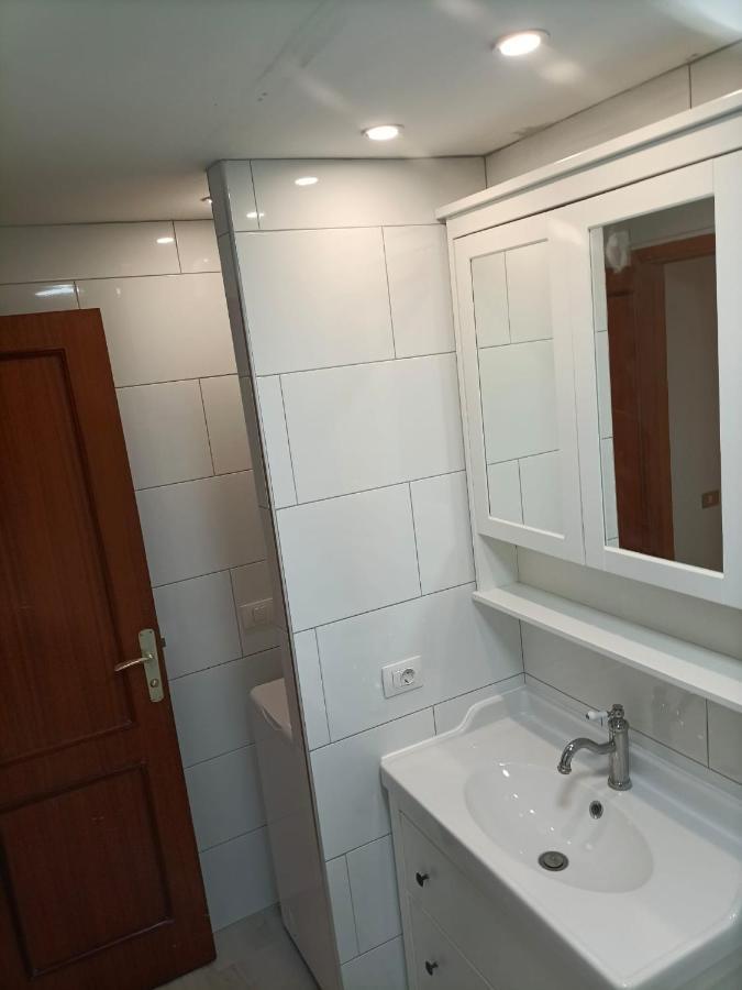 Apartamento Recién Renovado, Con Parking