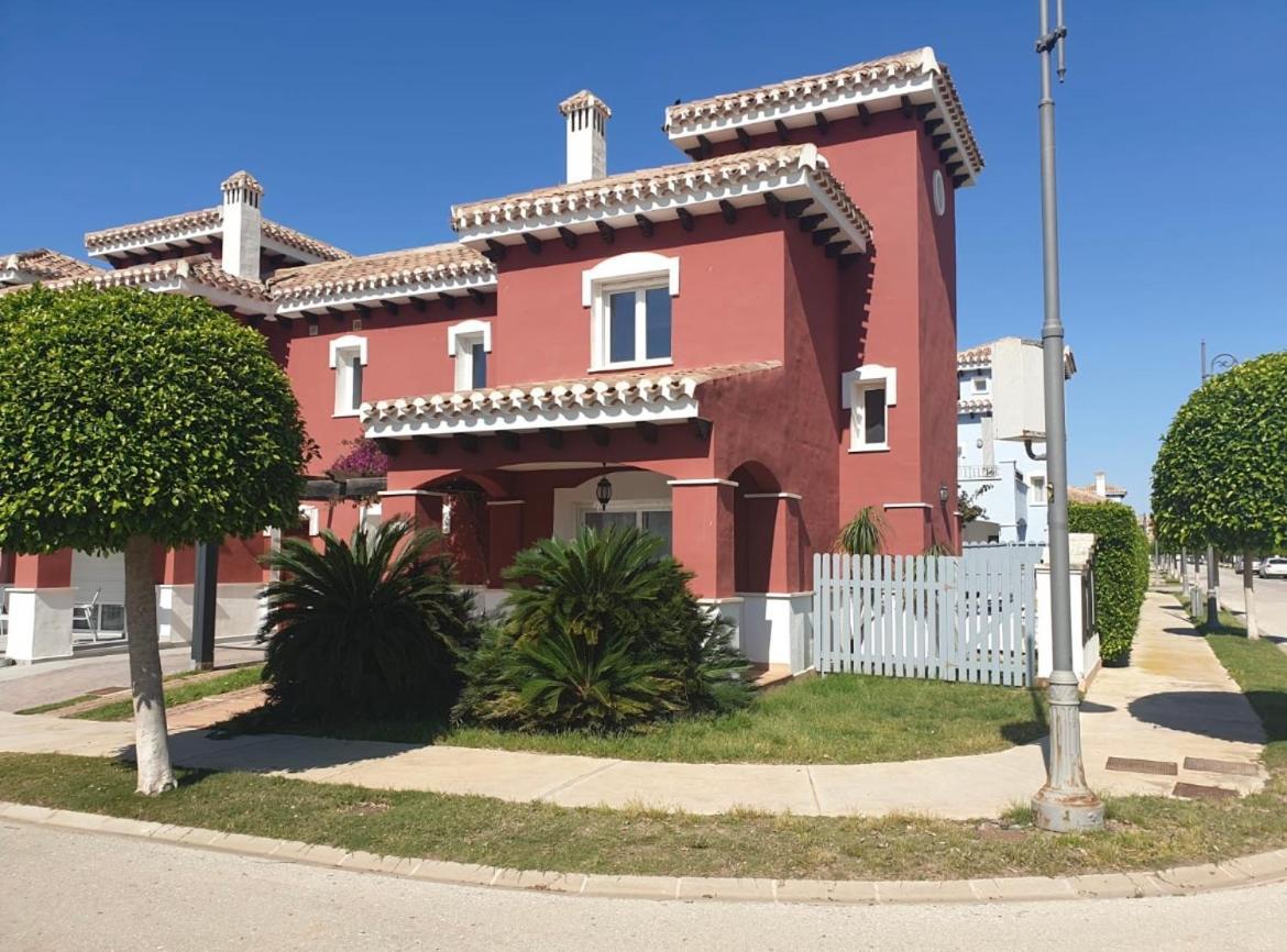 2 Bedroom With Private Pool, Exclusive Mar Menor Golf And Villa Las Casicas (Torre-Pacheco)