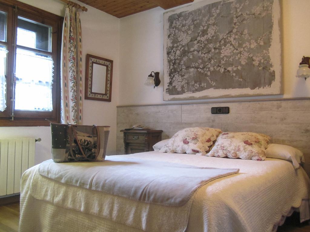 San Marsial Y Apartamento Benasque
