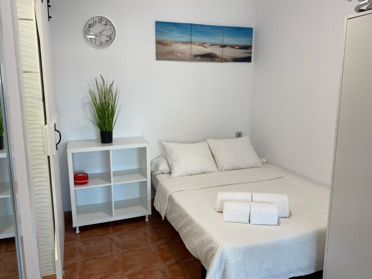 Beachside Studios: Ground Floor Retreat With Bikes & Water Sports Apartment *