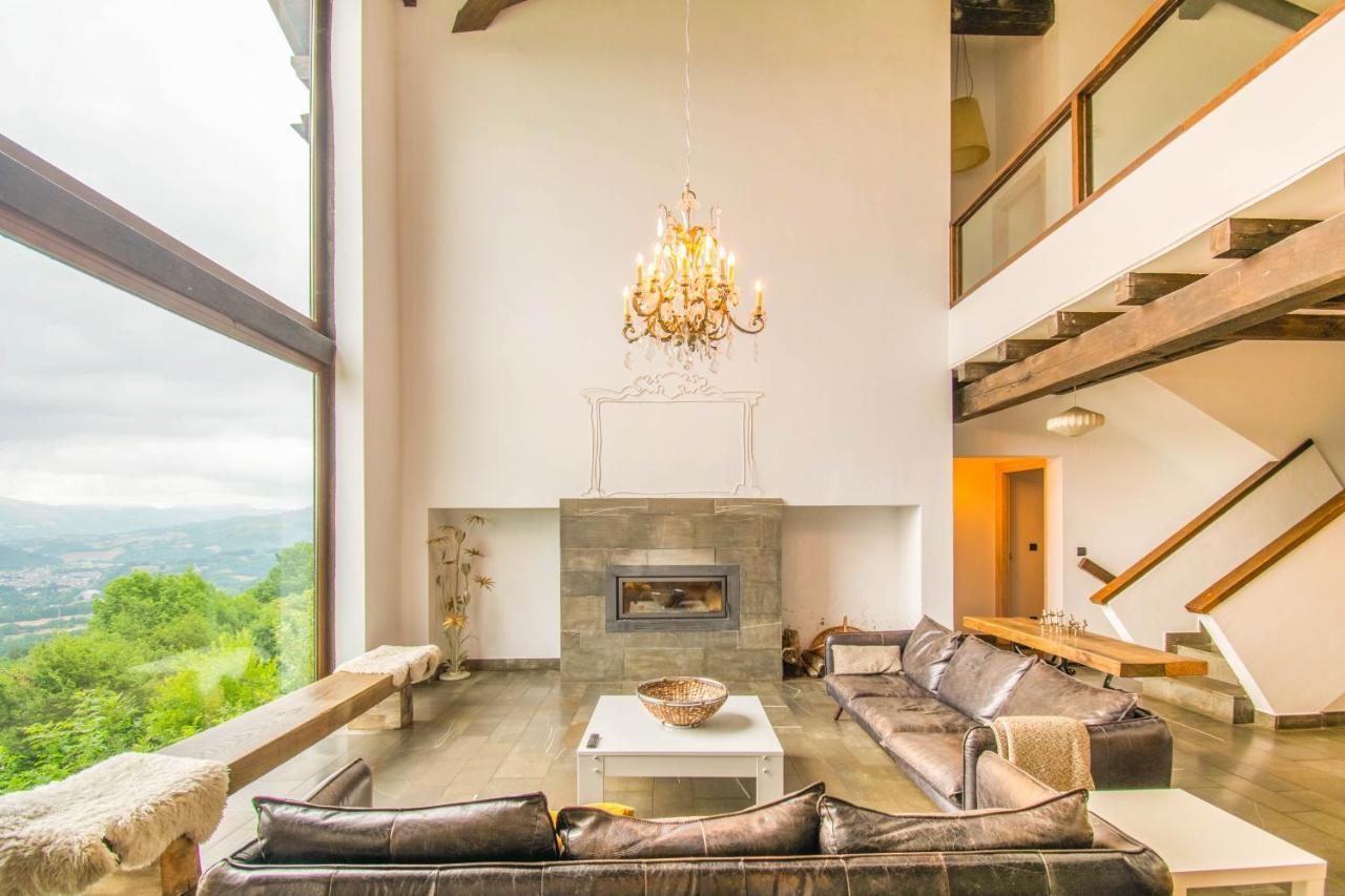 Chalet Behin Batean, Espectacular En Pleno Corazon Del Valle Baztan