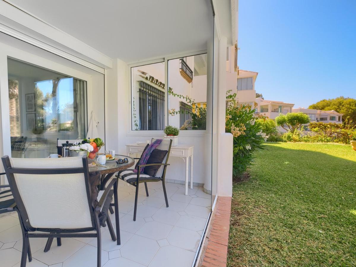 Apartment 31 Miraflores Jardin B, Gorgeous Views, Pool, Wifi *