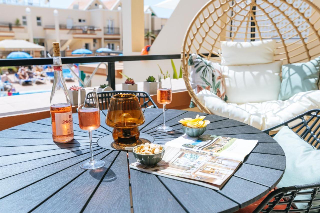 Amazing Renovated Pool View Apartment, 2 Min To Fañabe