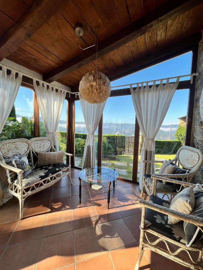Complejo Rural Lar De Vies Country house A Pontenova