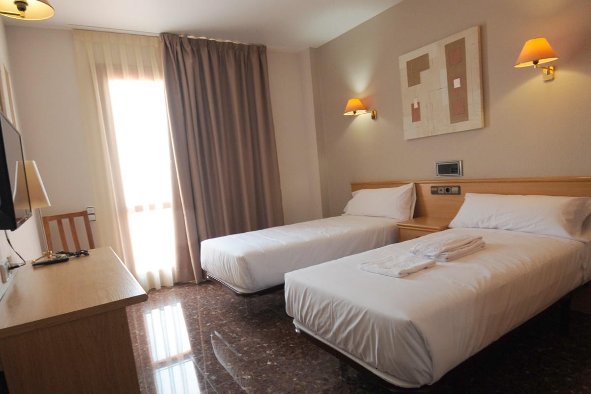 Hotel La Imperial 2*