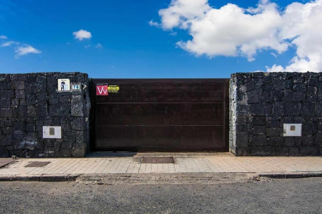 Baroli Amplia Piscina Privada Climatizada Playa Blanca (Lanzarote)