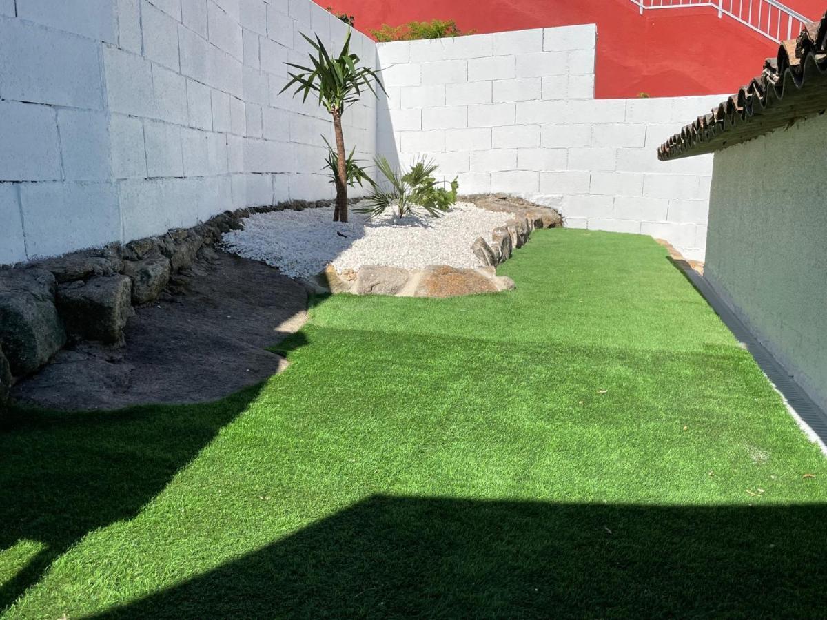 Casita Independiente Y Tres Con Piscina Ladeira Playa Holiday home *