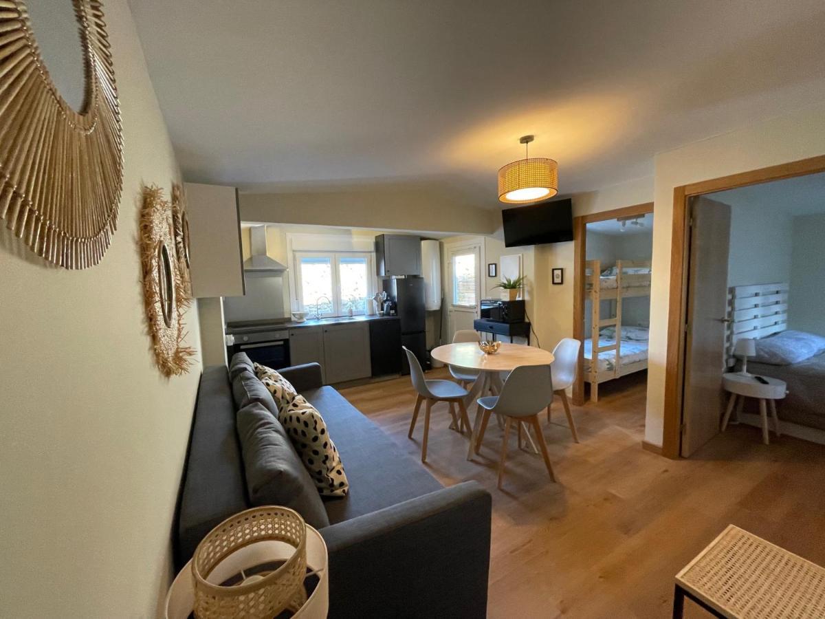 Casita Independiente Y Tres Con Piscina Ladeira Playa * Baiona