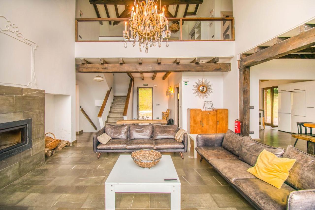 Chalet Behin Batean, Espectacular En Pleno Corazon Del Valle Baztan