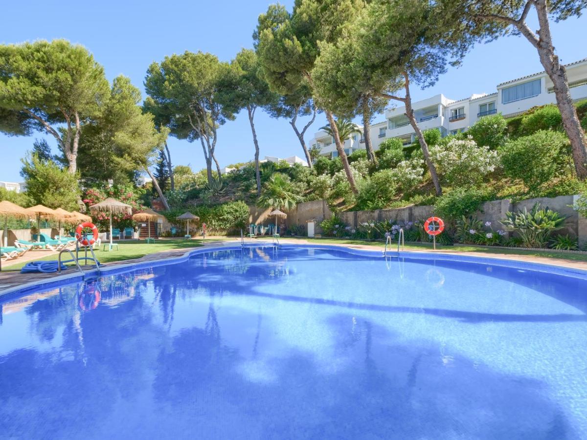 31 Miraflores Jardin B, Gorgeous Views, Pool, Wifi Apartment