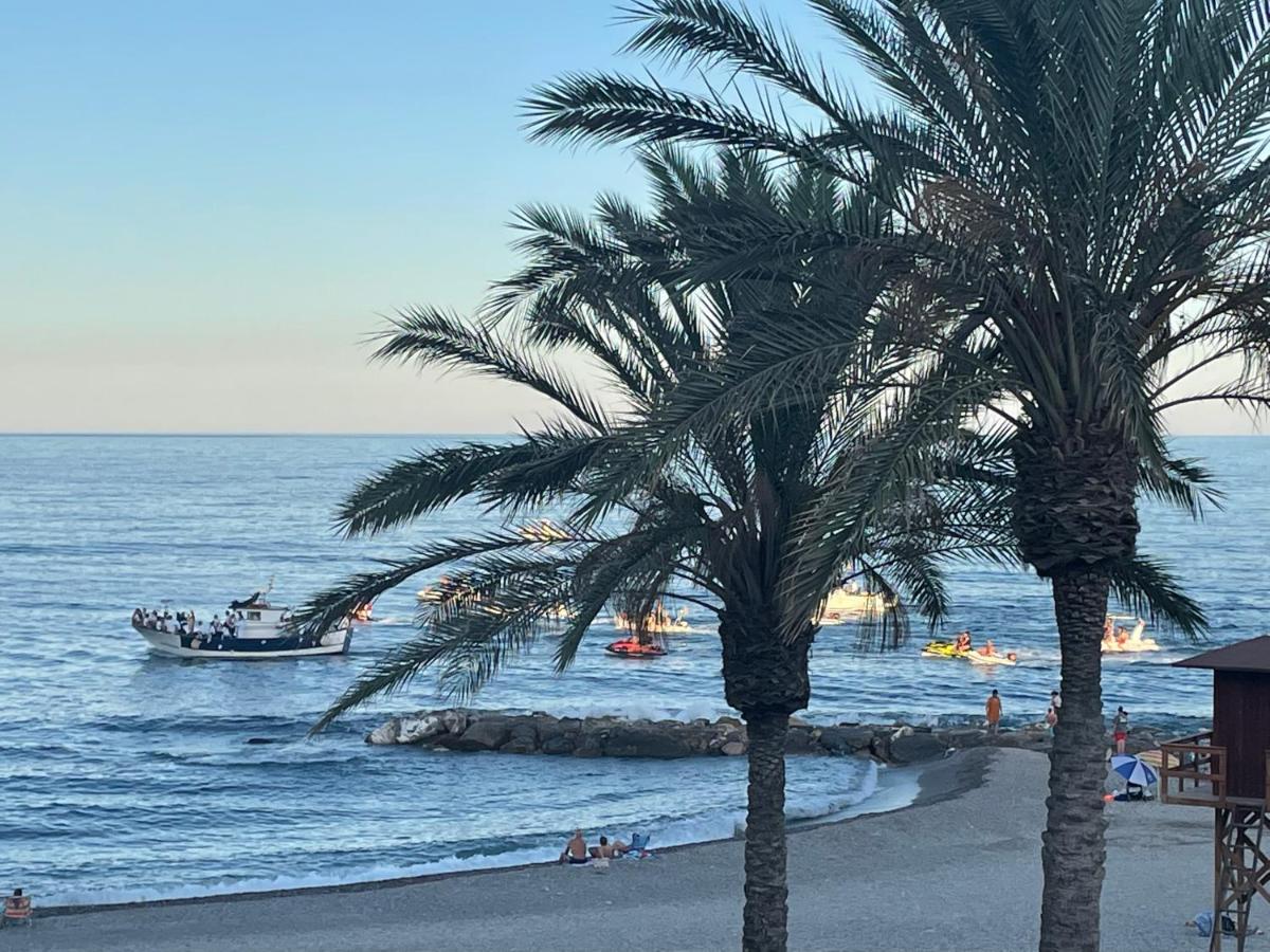 Bed & Breakfast Victoria Loft Castell de Ferro