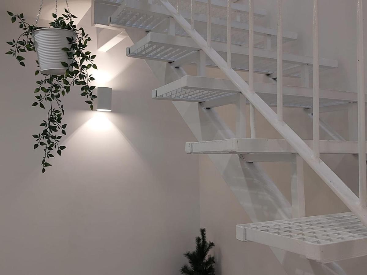 Moderno Apartamento Con Terraza Al Lado Paseo Maritimo De La Guardia. A Guarda