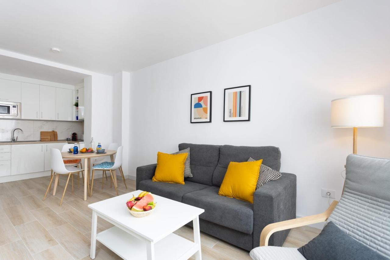 Apartment Home2book Stylish